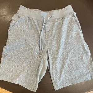 Lululemon Men's Heathered Light Gray Performance Shorts